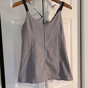 Lululemon tank!